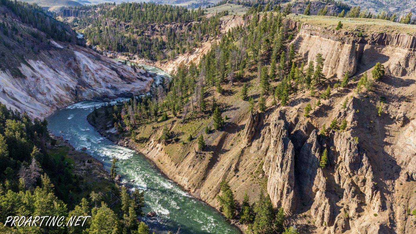 Calcite Springs Overlook in Yellowstone National Park | ProArtInc