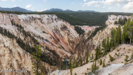 uncle-toms-trail-on-the-grand-canyon-of-the-yellowstone-27