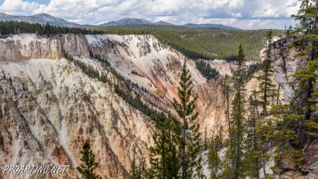 uncle-toms-trail-on-the-grand-canyon-of-the-yellowstone-4