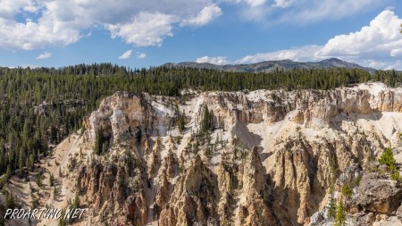 uncle-toms-trail-on-the-grand-canyon-of-the-yellowstone-8