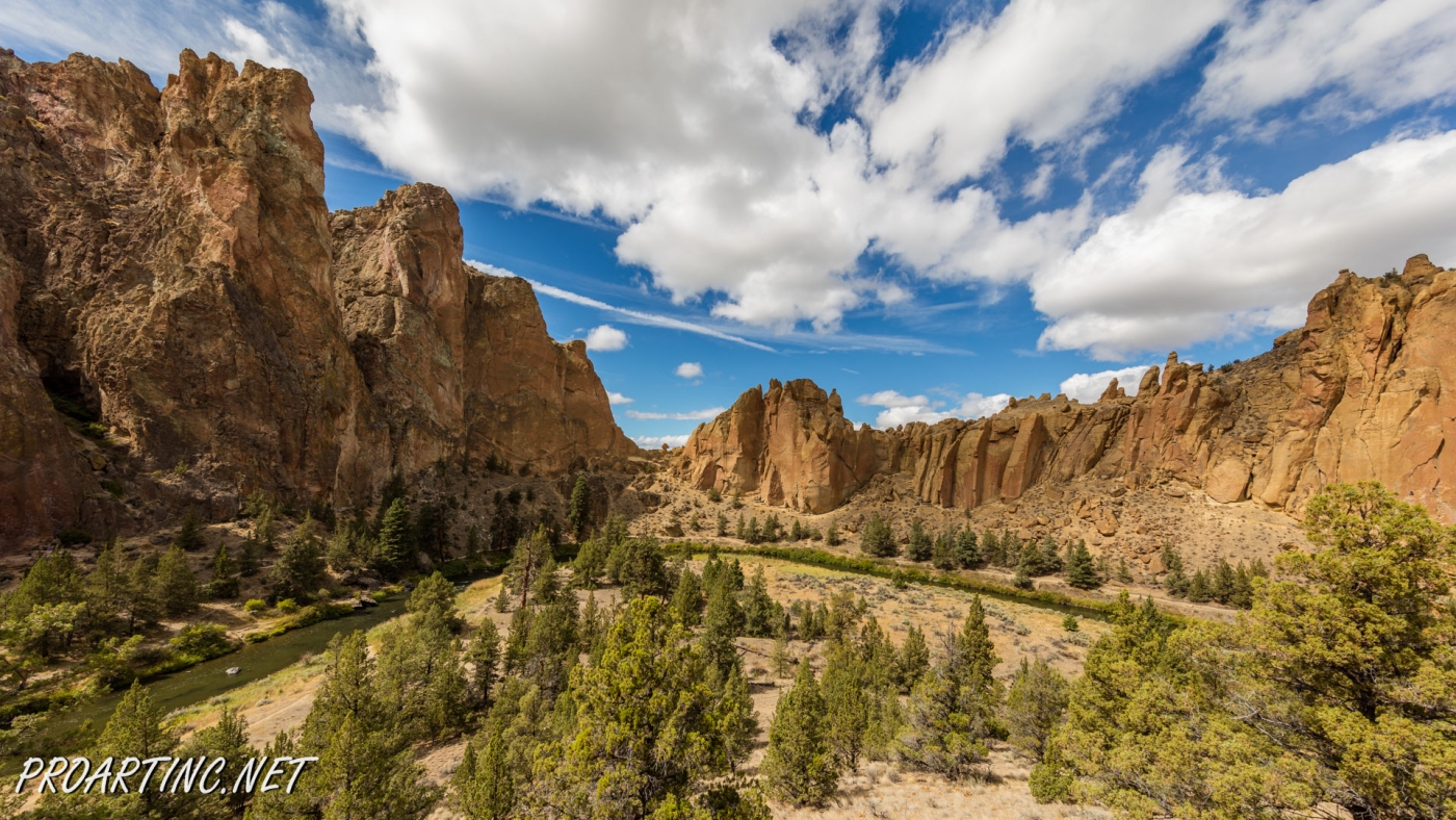 Interesting Rope de Dope Trail at Smith Rock State Park | ProArtInc