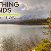 4k_Soothing_Sounds_of_Herbert_Lake_Canada,_Wintertime_Nature_Relax